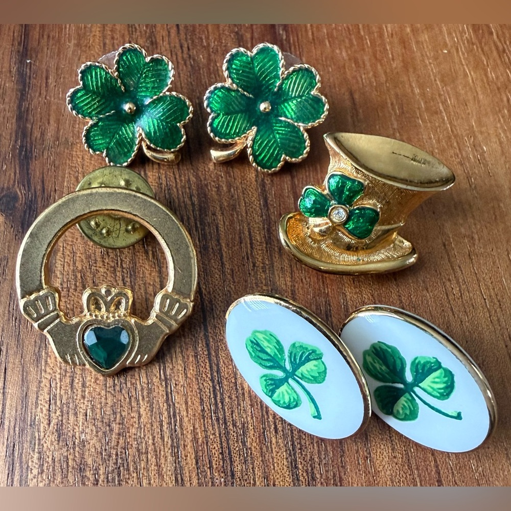 VTG Lot of Shamrock Porcelain St Patrick’s Day Avon Pin Earrings Hat Gold Tone